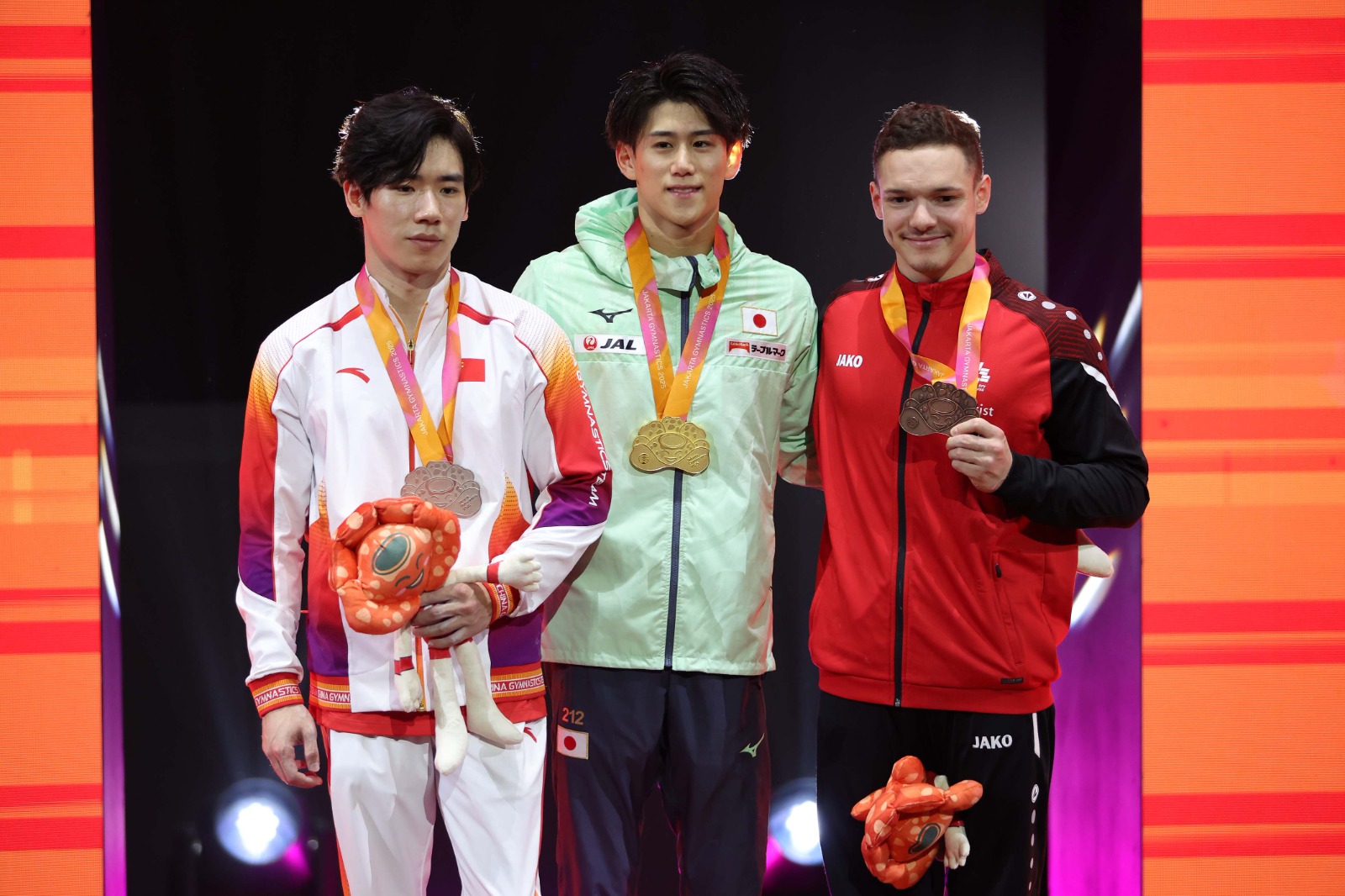 Daiki Hashimoto Tops All-Around, Zhang Boheng and Noe Seifert Follow