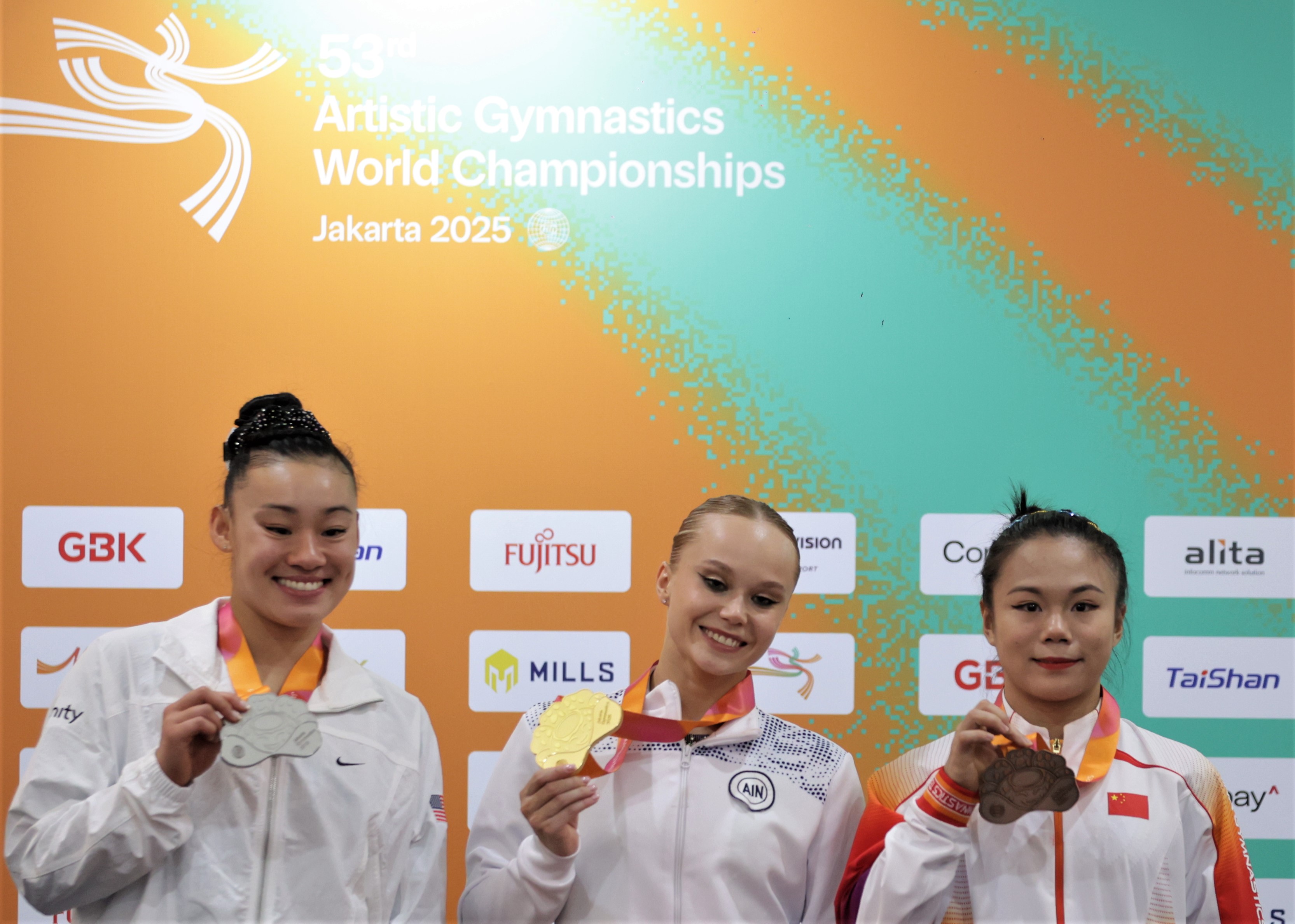 Angelina Melnikova Reclaims All-Around Gold at World Championships