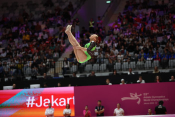 Angelina Melnikova (AIN)