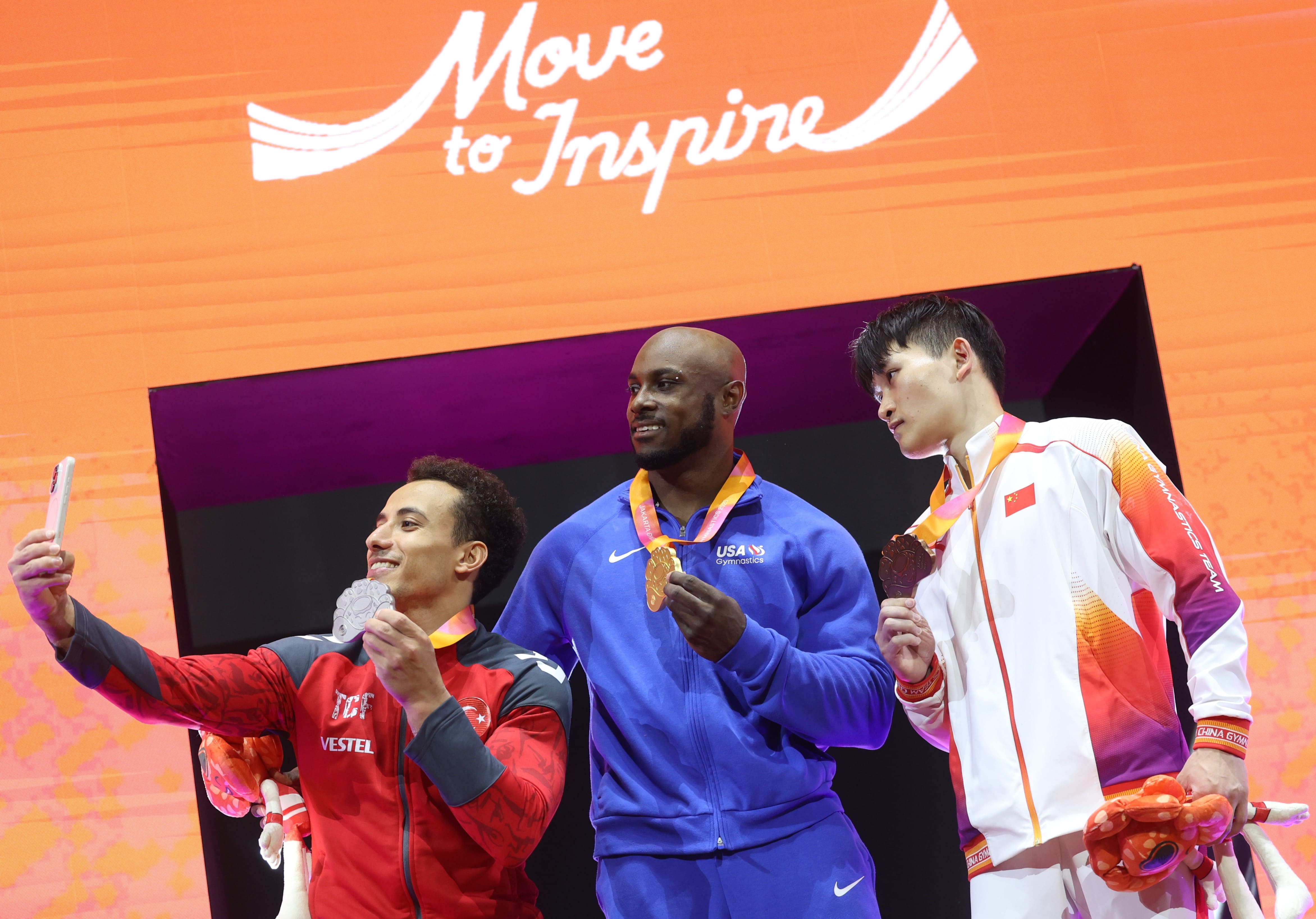 Donnell Whittenburg Ends Long Wait, Wins Rings Gold