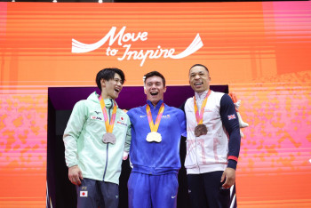 Men 's Horizontal Bar Final 